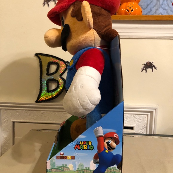 Mario Super Mario jumbo plush toy 20” - Picture 3 of 11
